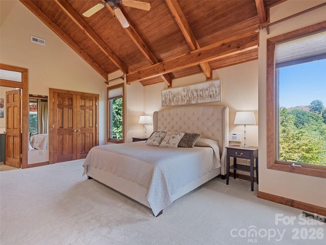 18 Covey Trail, Waynesville, NC 28786