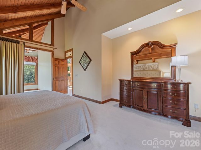18 Covey Trail, Waynesville, NC 28786
