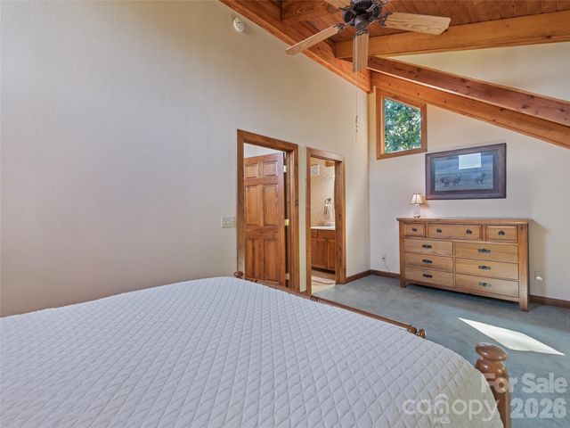 18 Covey Trail, Waynesville, NC 28786