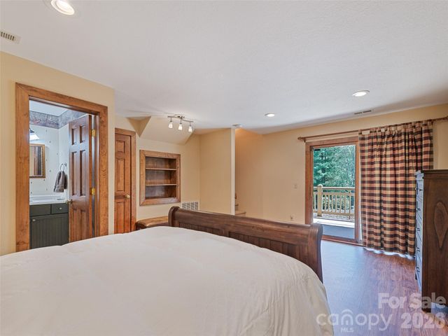18 Covey Trail, Waynesville, NC 28786