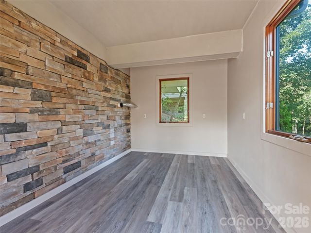 18 Covey Trail, Waynesville, NC 28786