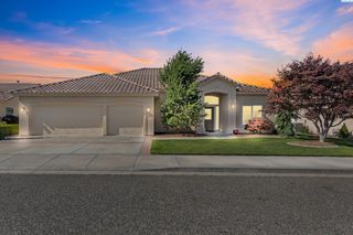 8906 W Rio Grande Ave, Kennewick, WA 99336