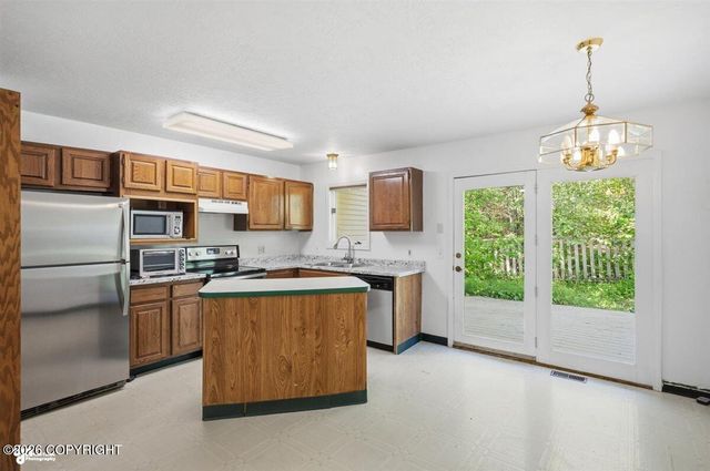 646 N Peck Street, Wasilla, AK 99654
