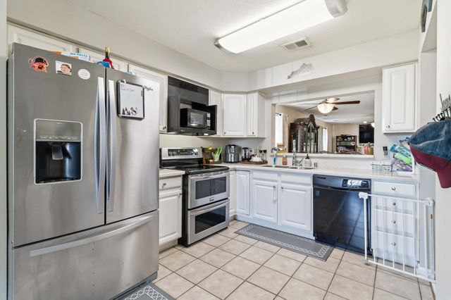 106 Wilderness Court, Georgetown, KY 40324