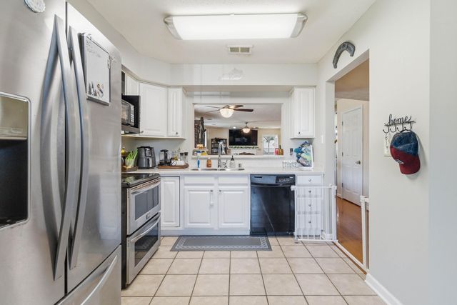 106 Wilderness Court, Georgetown, KY 40324