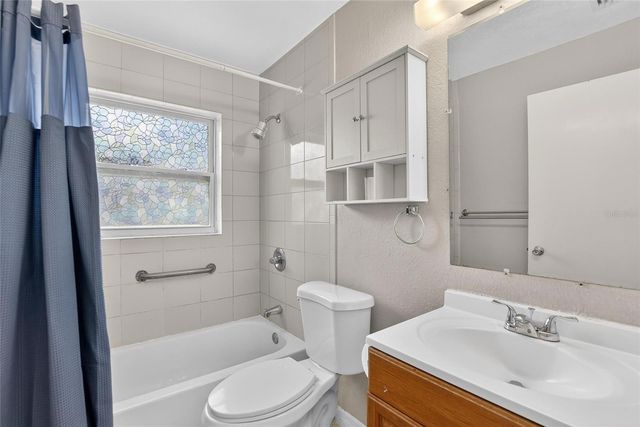 685 71ST AVENUE N, St Petersburg, FL 33702