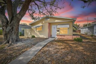 685 71ST AVENUE N, St Petersburg, FL 33702