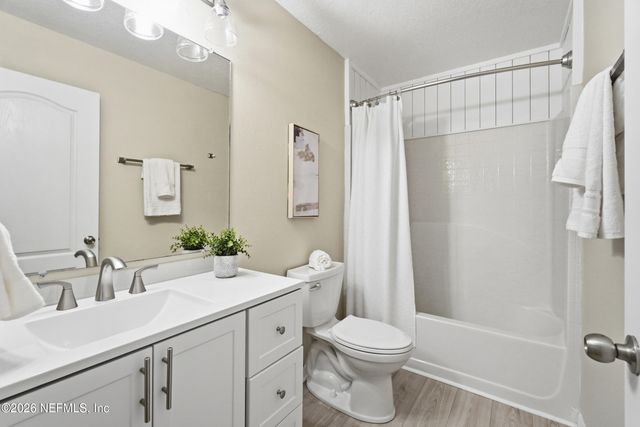 11693 HICKORY OAK Drive, Jacksonville, FL 32218