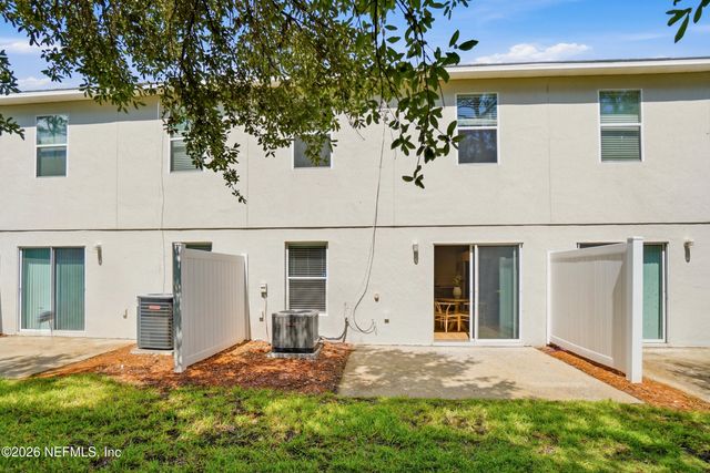 11693 HICKORY OAK Drive, Jacksonville, FL 32218