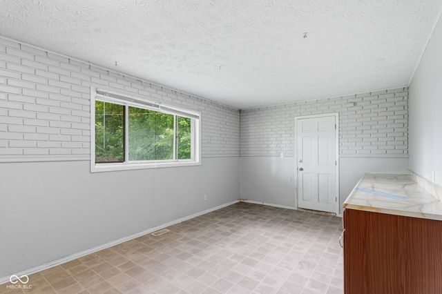 6039 Penway Street, Indianapolis, IN 46224