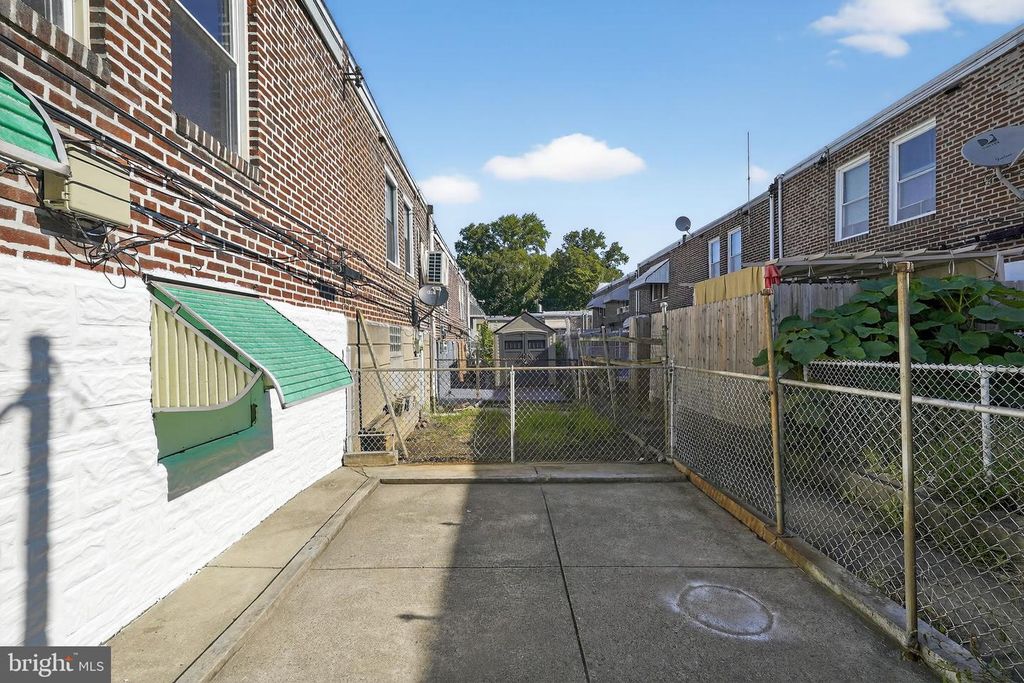 4327 HOWLAND ST, Philadelphia, PA 19124