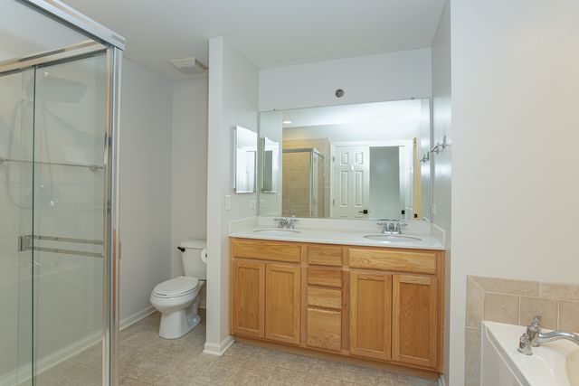 720 Thornbury Road, Bartlett, IL 60103