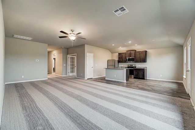 1904 Palmatum Road, El Reno, OK 73036