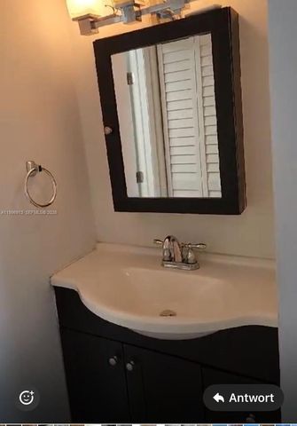 2350 NE 135th St 308, North Miami, FL 33181