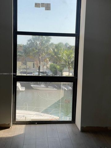 2350 NE 135th St 308, North Miami, FL 33181