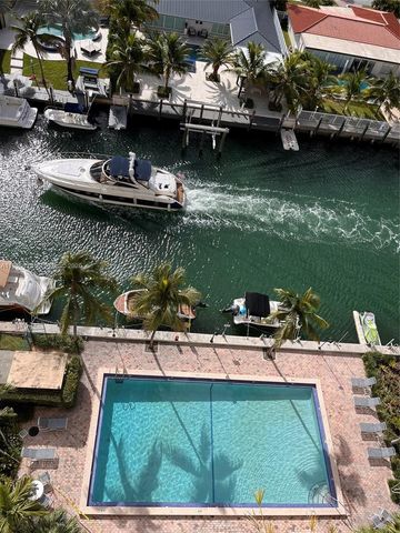 2350 NE 135th St 308, North Miami, FL 33181