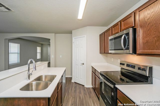 7523 Whispine, San Antonio, TX 78218