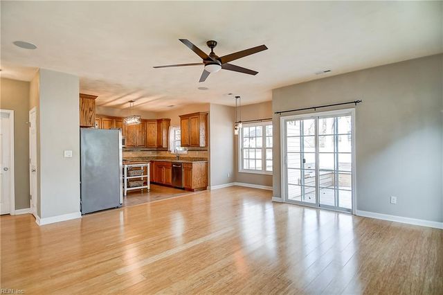 236 Doyle WAY, Virginia Beach, VA 23452