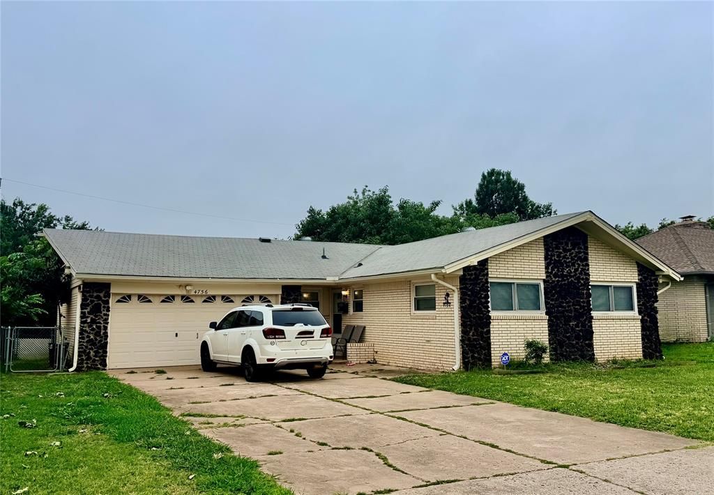 4756 Princess Lane, Del City, OK 73115