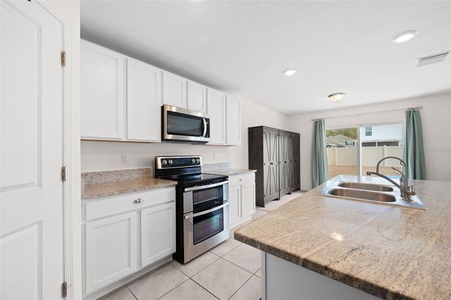 2131 NW 247TH DRIVE, Newberry, FL 32669