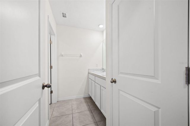 2131 NW 247TH DRIVE, Newberry, FL 32669