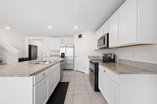 2131 NW 247TH DRIVE, Newberry, FL 32669