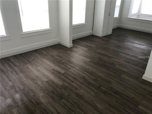 1933 47TH STREET S, St Petersburg, FL 33711