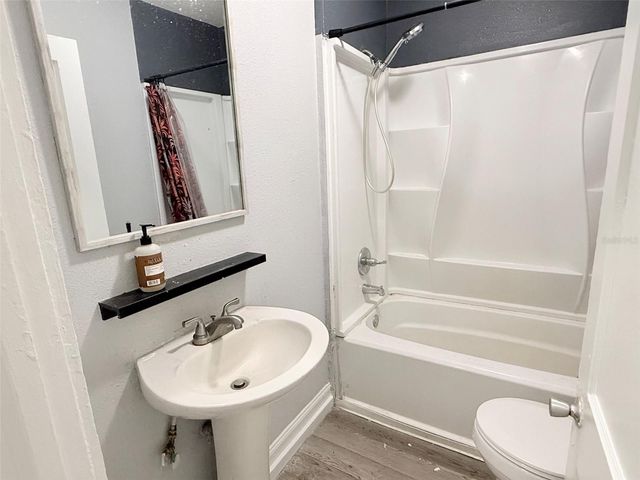 1933 47TH STREET S, St Petersburg, FL 33711