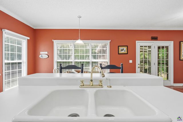 317 Hillridge Cove, Lizella, GA 31052