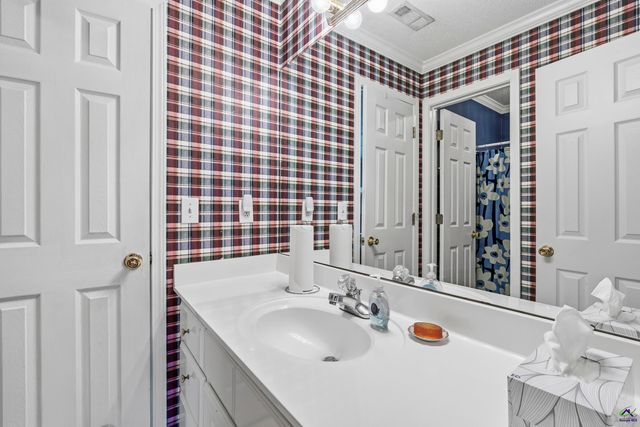 317 Hillridge Cove, Lizella, GA 31052