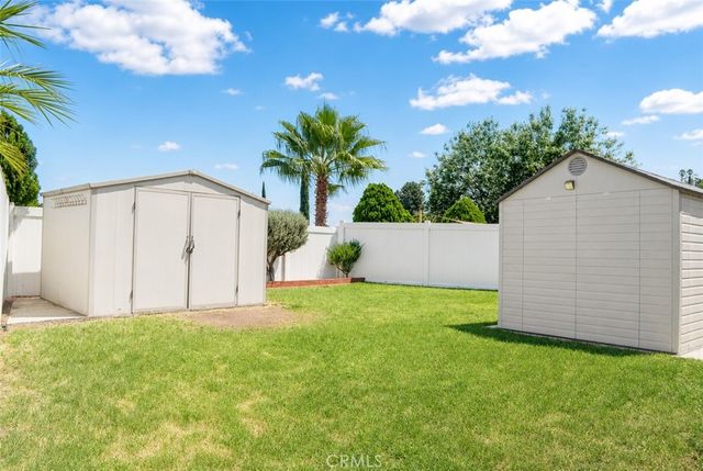 10415 Charleston, Riverside, CA 92503
