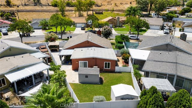 10415 Charleston, Riverside, CA 92503