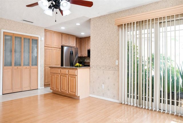 10415 Charleston, Riverside, CA 92503