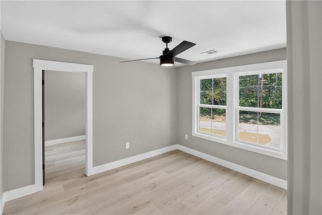 5572 Lilburn Stone Mountain Road, Stone Mountain, GA 30087