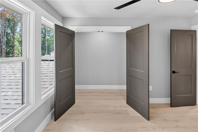 5572 Lilburn Stone Mountain Road, Stone Mountain, GA 30087