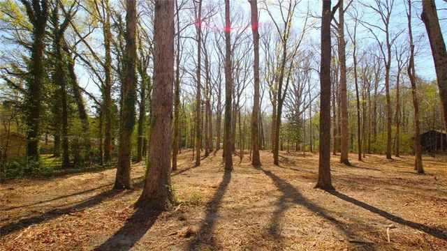 5572 Lilburn Stone Mountain Road, Stone Mountain, GA 30087