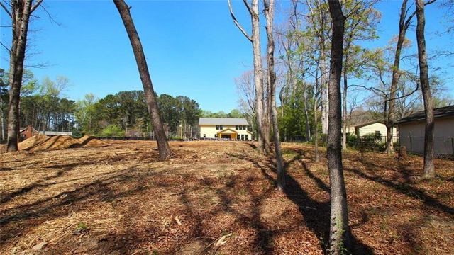 5572 Lilburn Stone Mountain Road, Stone Mountain, GA 30087