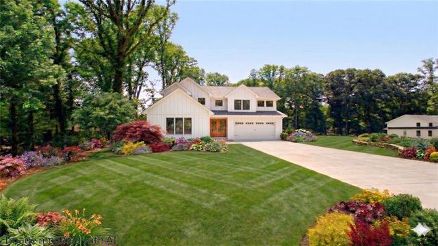 5572 Lilburn Stone Mountain Road, Stone Mountain, GA 30087