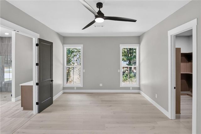 5572 Lilburn Stone Mountain Road, Stone Mountain, GA 30087