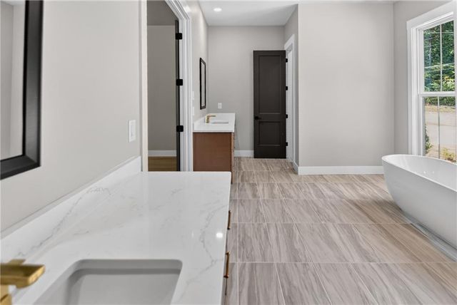 5572 Lilburn Stone Mountain Road, Stone Mountain, GA 30087