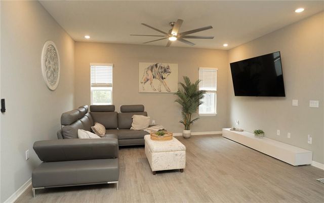 1109 MONTGOMERY, Polk City, FL 33868