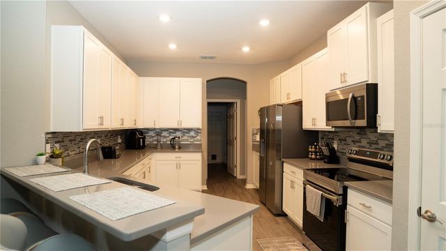 1109 MONTGOMERY, Polk City, FL 33868