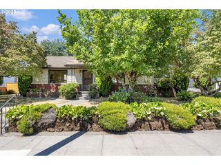 5317 Se STEELE St, Portland, OR 97206
