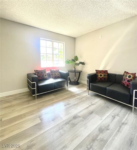 5250 Mission Carmel Lane 204, Las Vegas, NV 89107