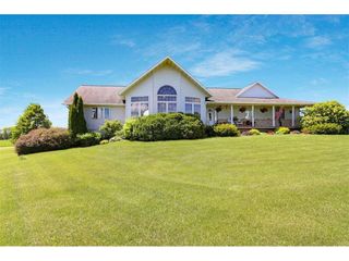 392 27th Street, New Auburn, WI 54757