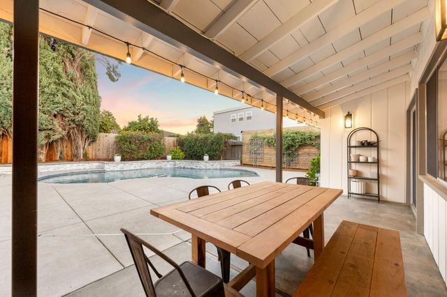 2965 Marco Way, Carmichael, CA 95608