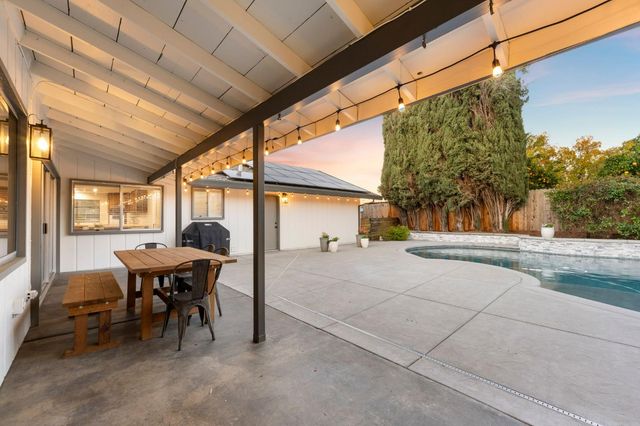 2965 Marco Way, Carmichael, CA 95608