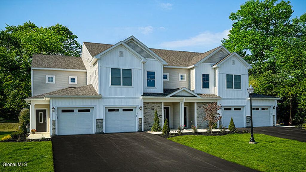 93 Reed's Hollow, Saratoga, NY 12866