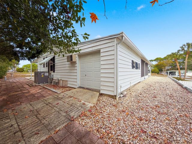 14456 BROOKRIDGE BOULEVARD, Brooksville, FL 34613