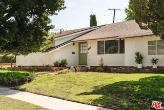 11530 Swinton Avenue, Granada Hills (los Angeles), CA 91344